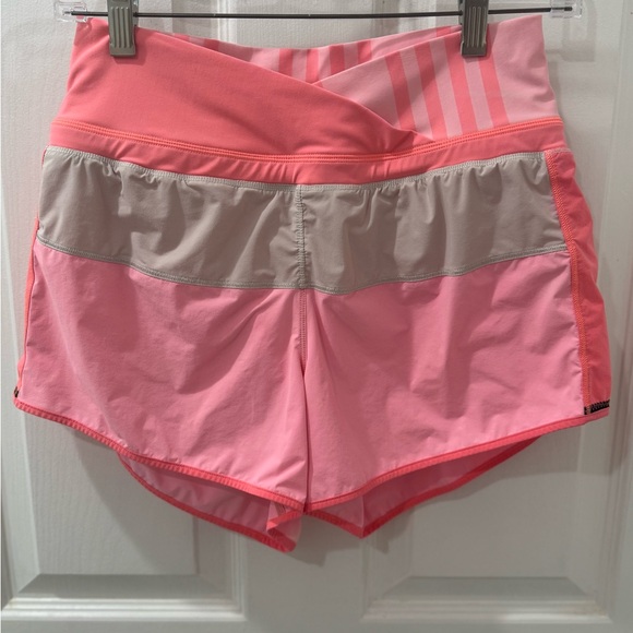 lululemon athletica Pants - LULULEMON Women's Pink and Gray Run Pace Shorts Elastic Waist